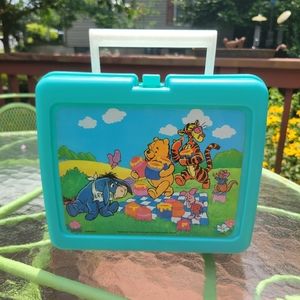 Vintage Disney Winnie the Pooh Teal Plastic Thermos lunch box with soup thermos